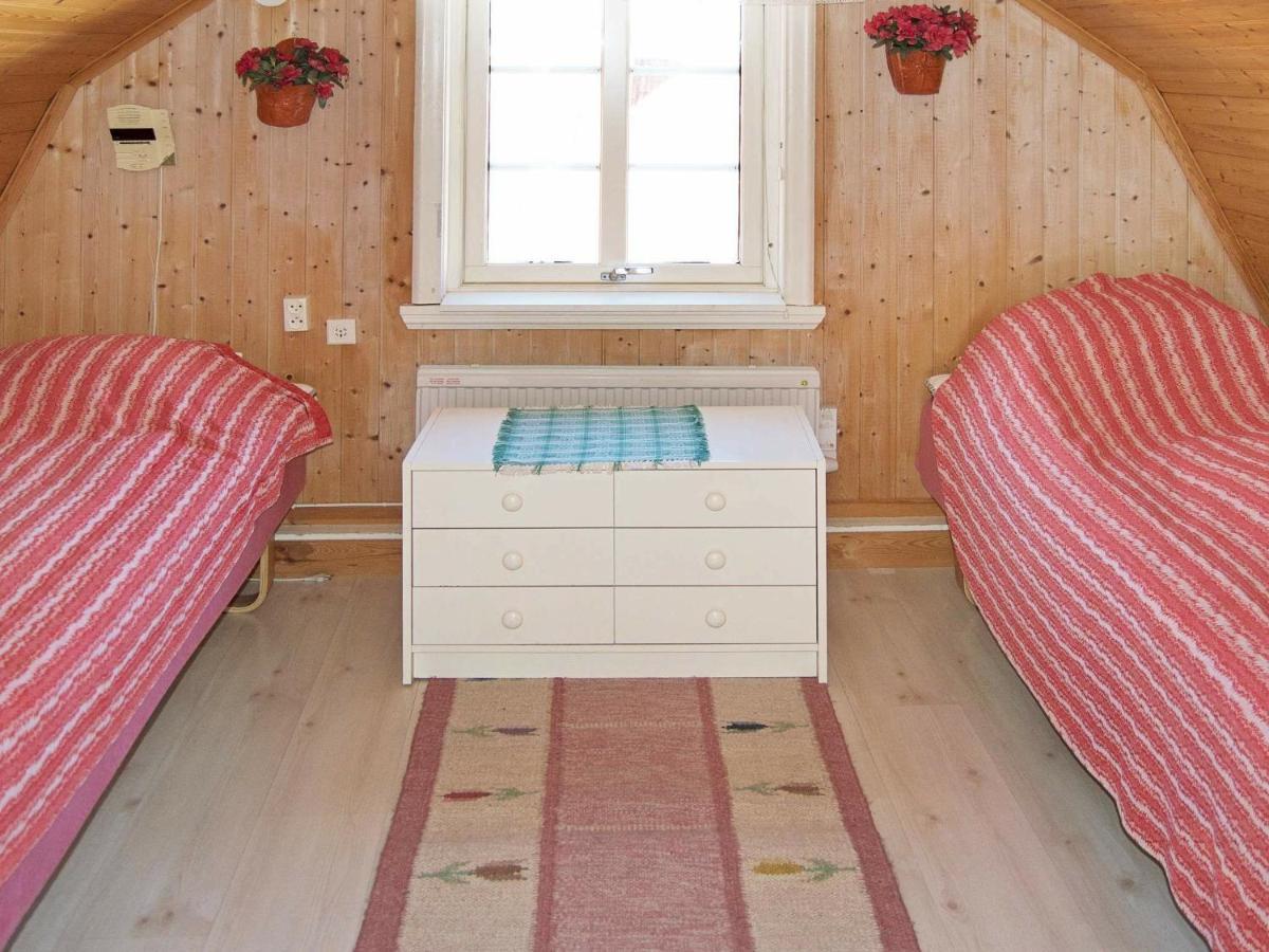 5 Person Holiday Home In Str Mstad Stromstad Ruang foto